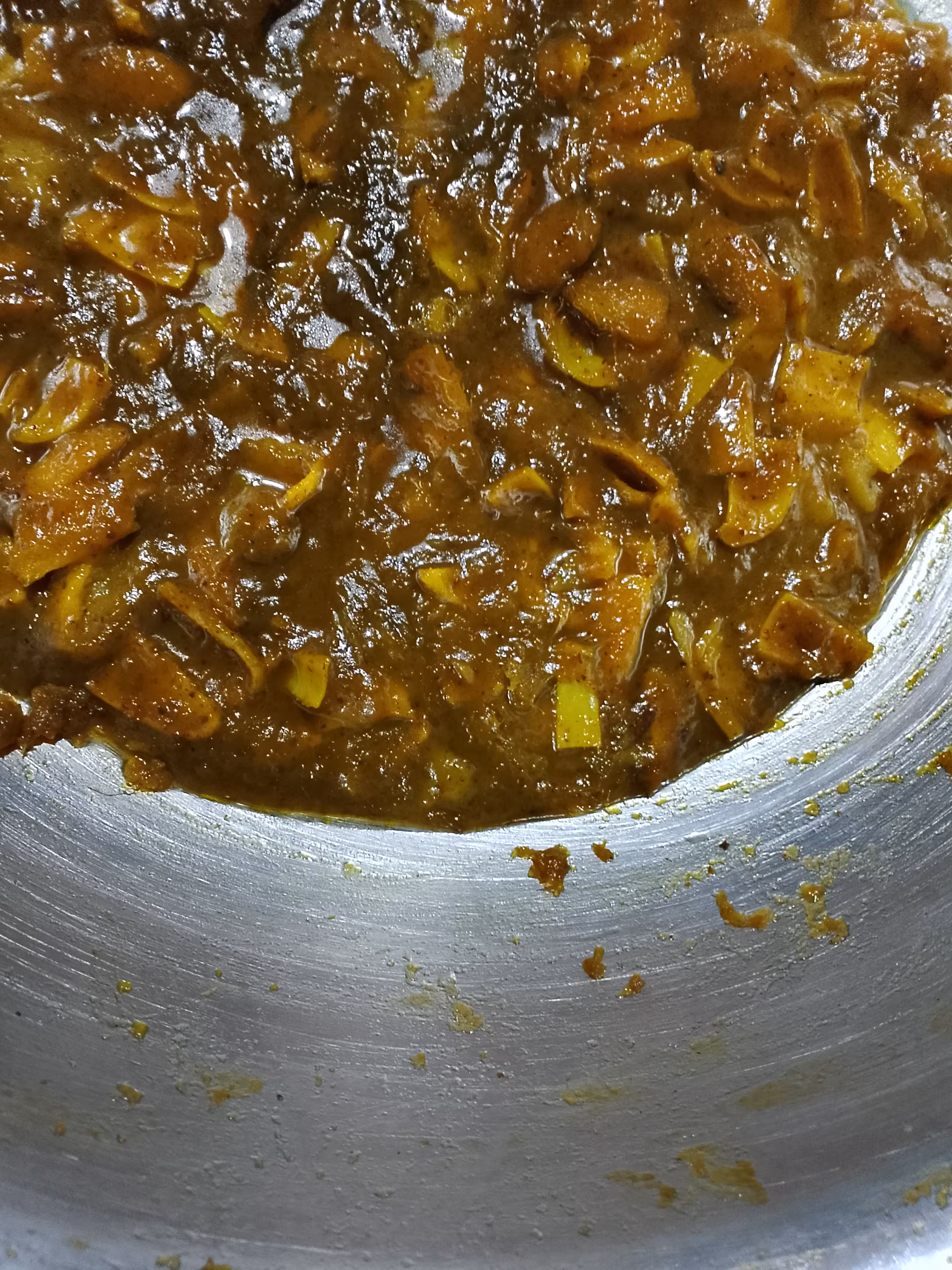 ঘরোয়া টক-ঝাল-মিষ্টি আমের আচার